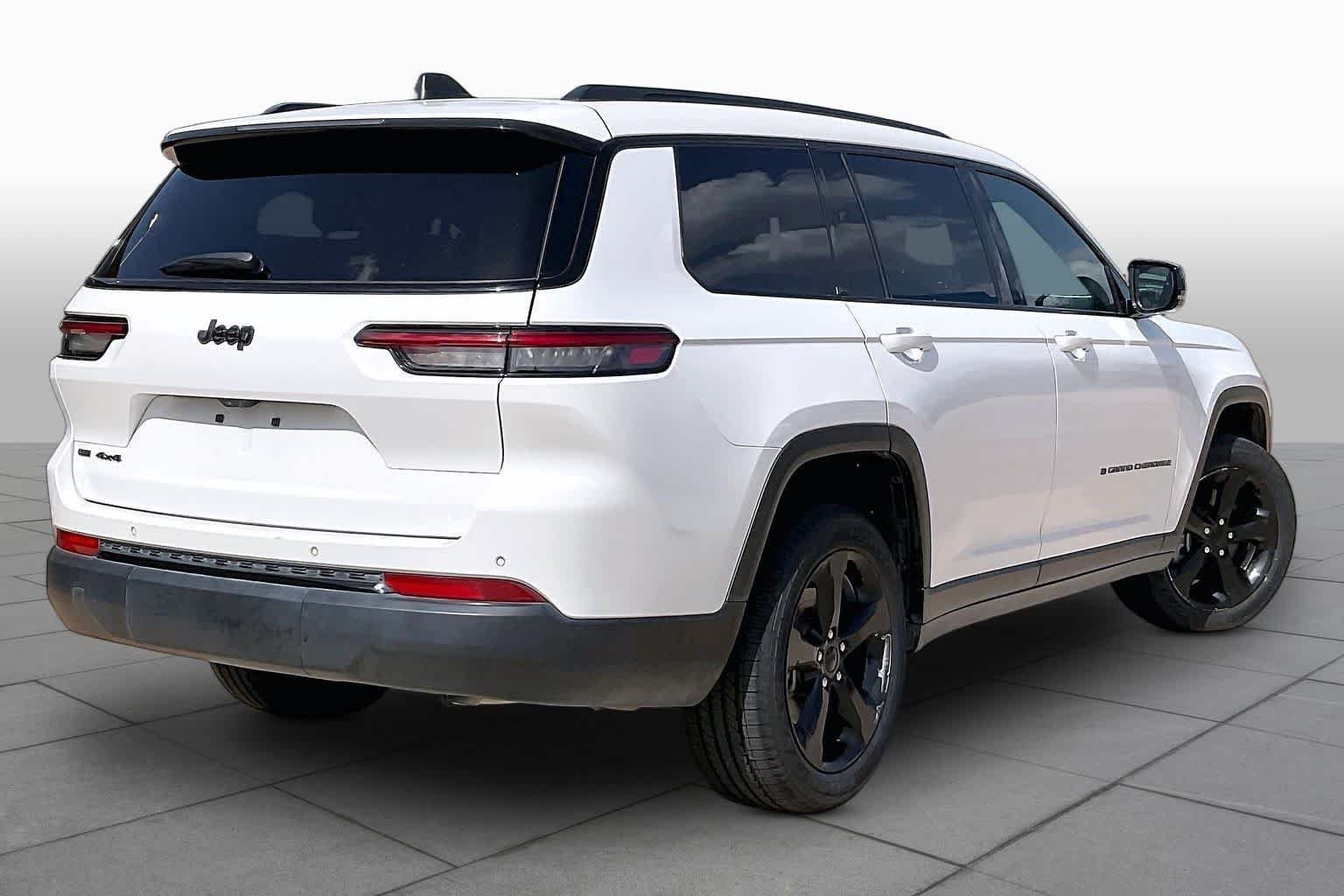 Used 2023 Bright White Clearcoat Jeep Altitude image 12