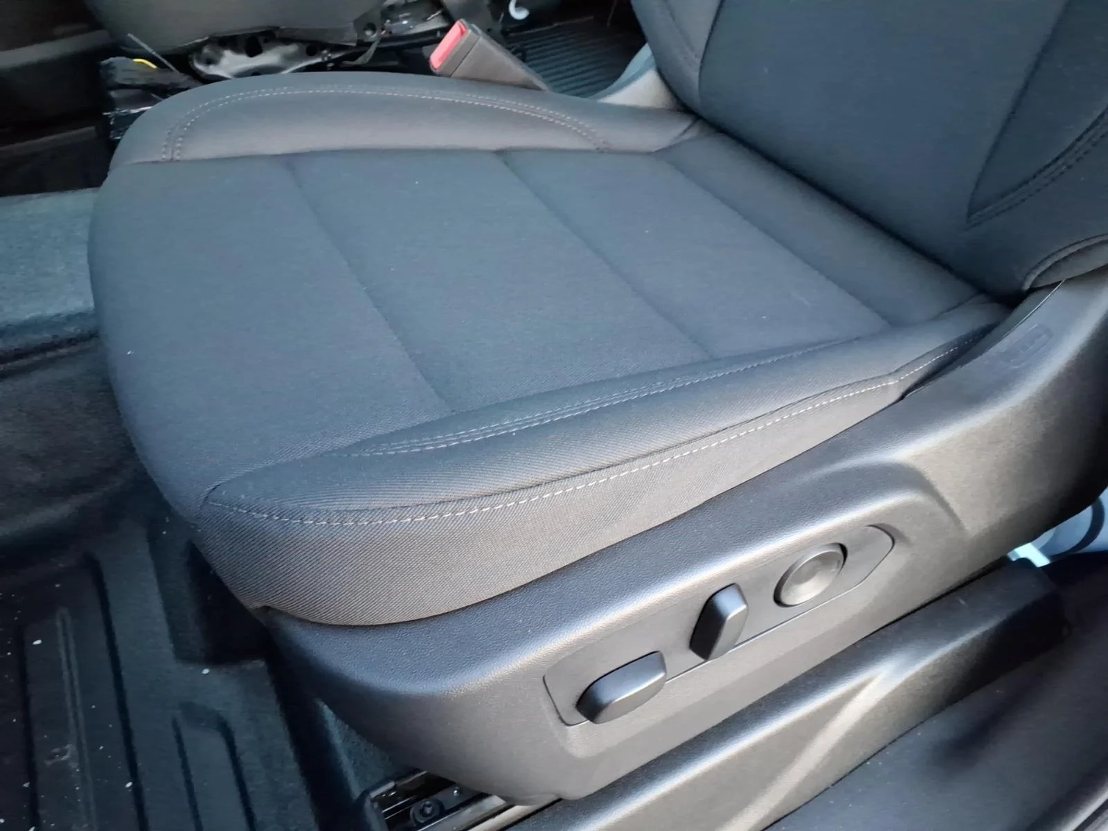 2026 Chevrolet Tahoe Fleet - Photo 11
