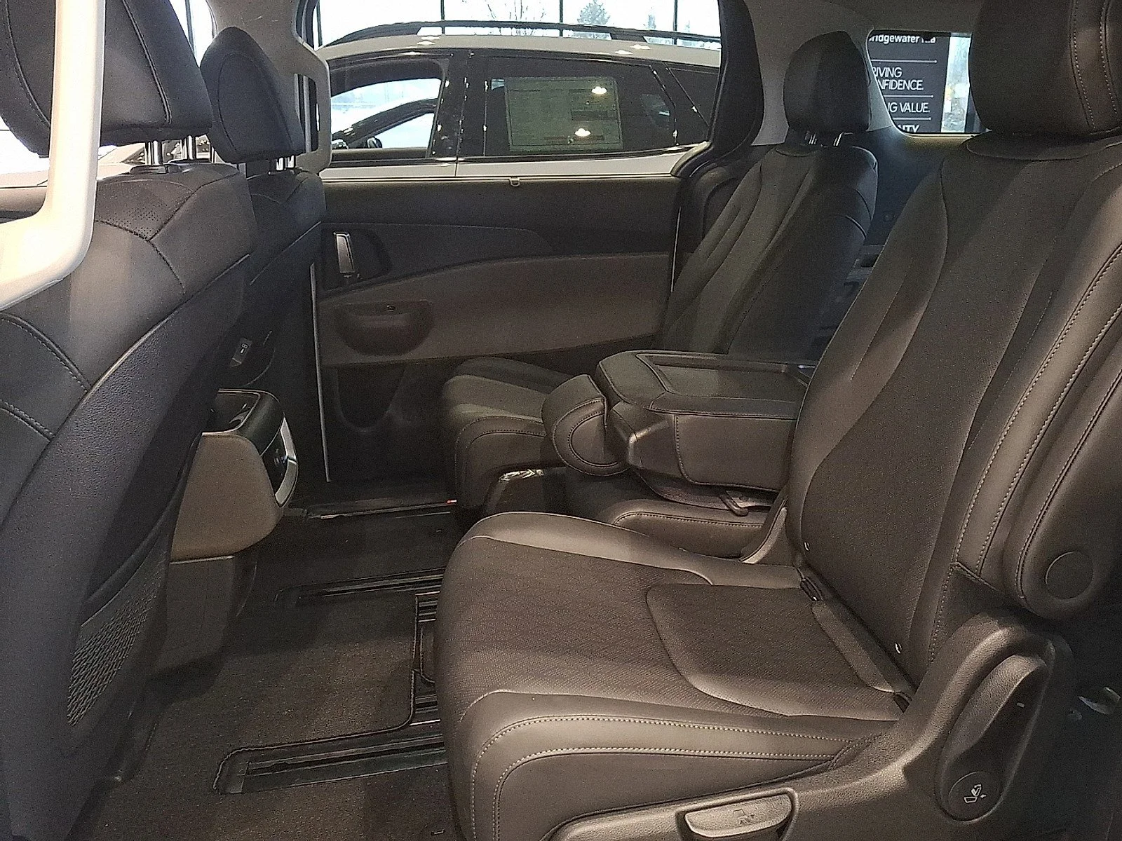 New 2026 Ceramic Silver Kia EX image 7