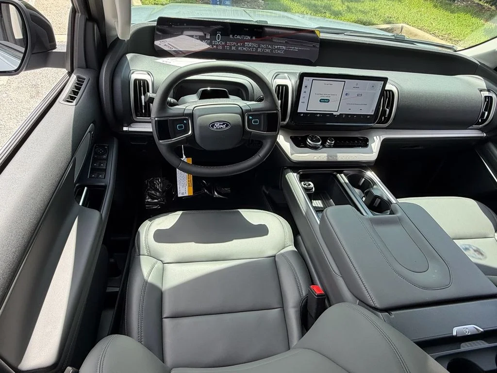 New 2027 Gray Ford Active image 12