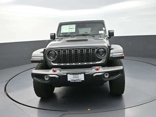 New 2026 Granite Crystal Metallic Clear-Coat Exterior Paint Jeep Rubicon image 4