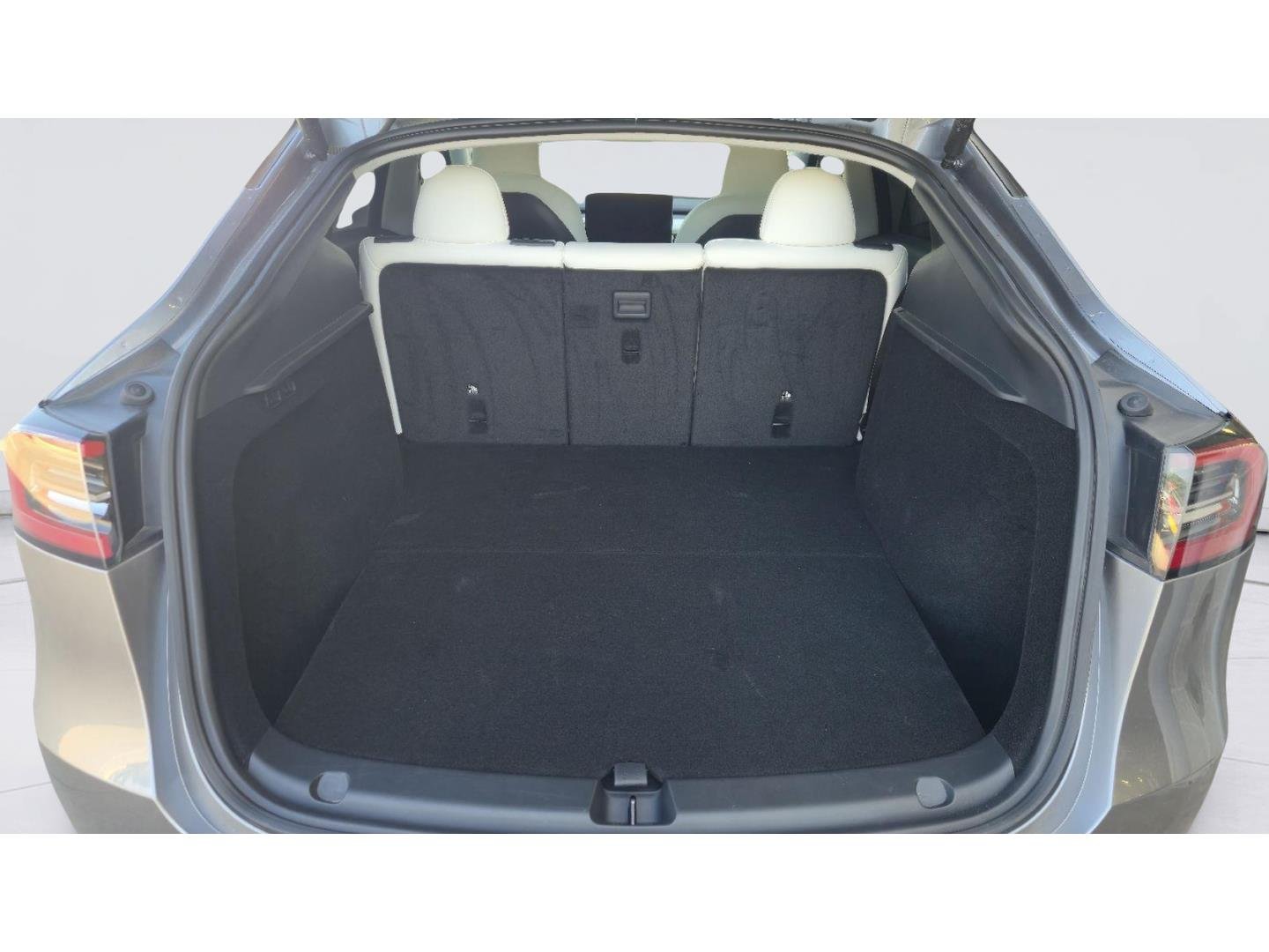 Used 2024 GRAY TESLA  image 23