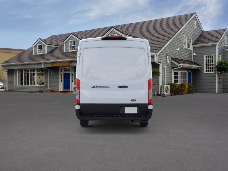 New 2026 Oxford White Ford Base image 5