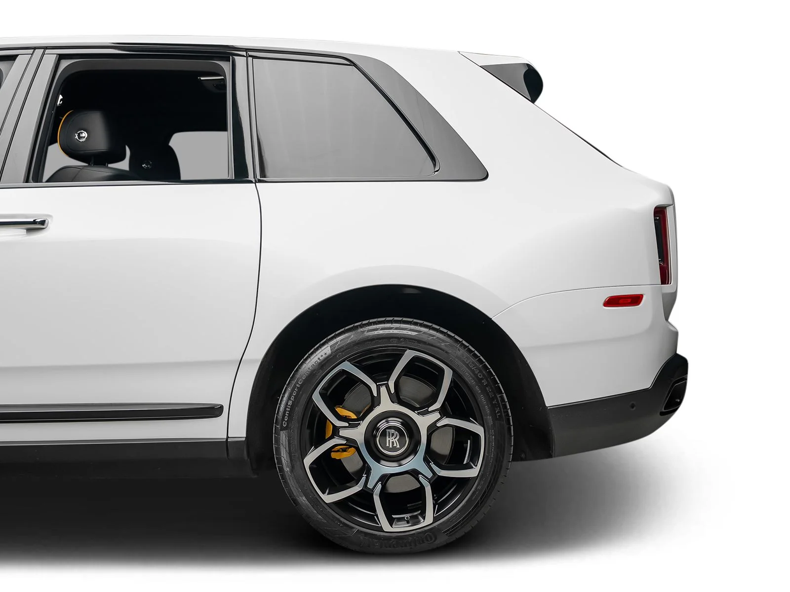 Used 2023 White Rolls-Royce Black Badge image 25