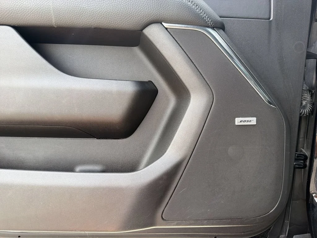 Used 2022 Onyx Black GMC Denali image 31