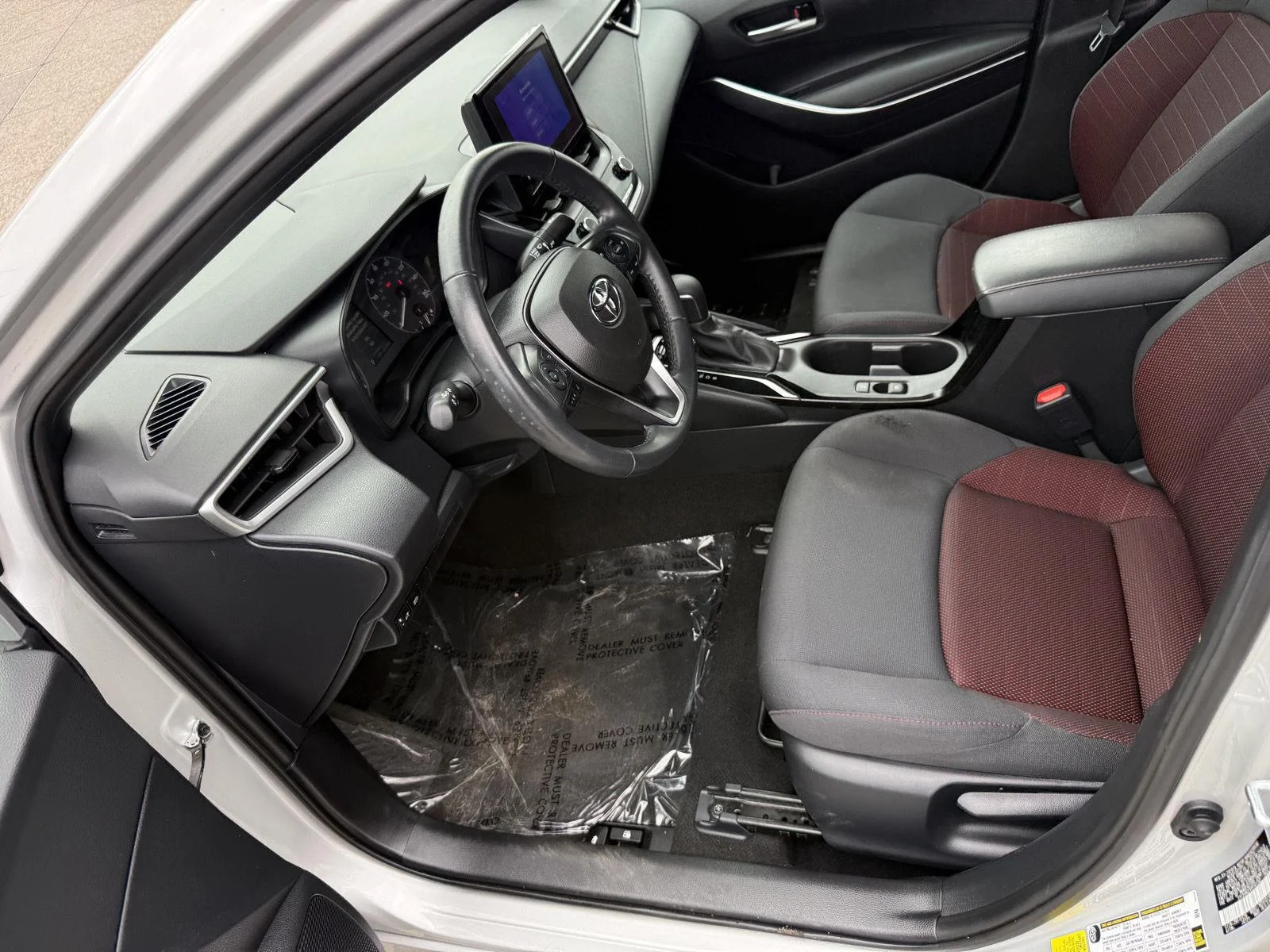 Used 2023 Classic Silver Metallic/Midnight Black Metallic Toyota SE image 11