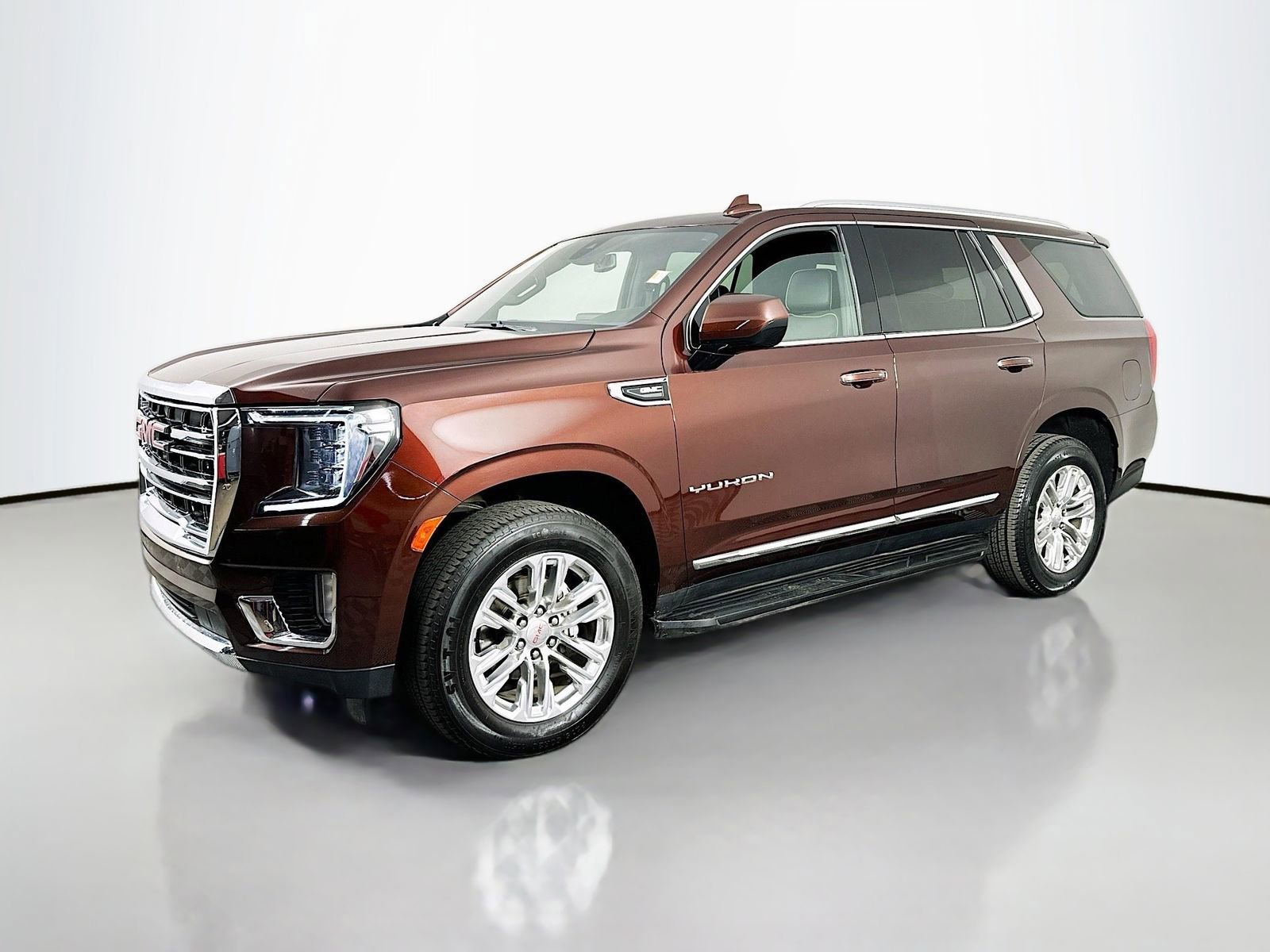 2023 GMC Yukon SLT - Photo 6