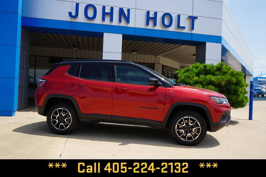 2025 Jeep Compass Trailhawk - Photo 9