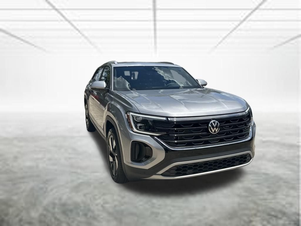 New 2026 Silver Volkswagen 2.0T SE w/Technology image 7