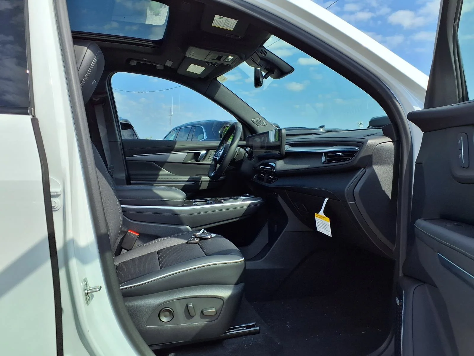 2026 Buick Enclave Sport Touring - Photo 20