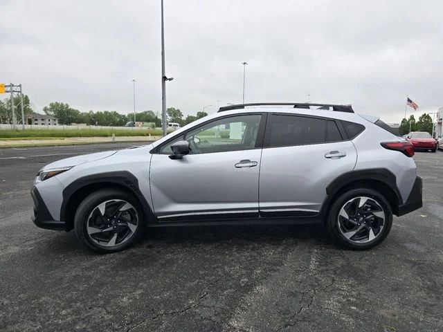 Used 2024 Ice Silver Metallic Subaru Limited image 5