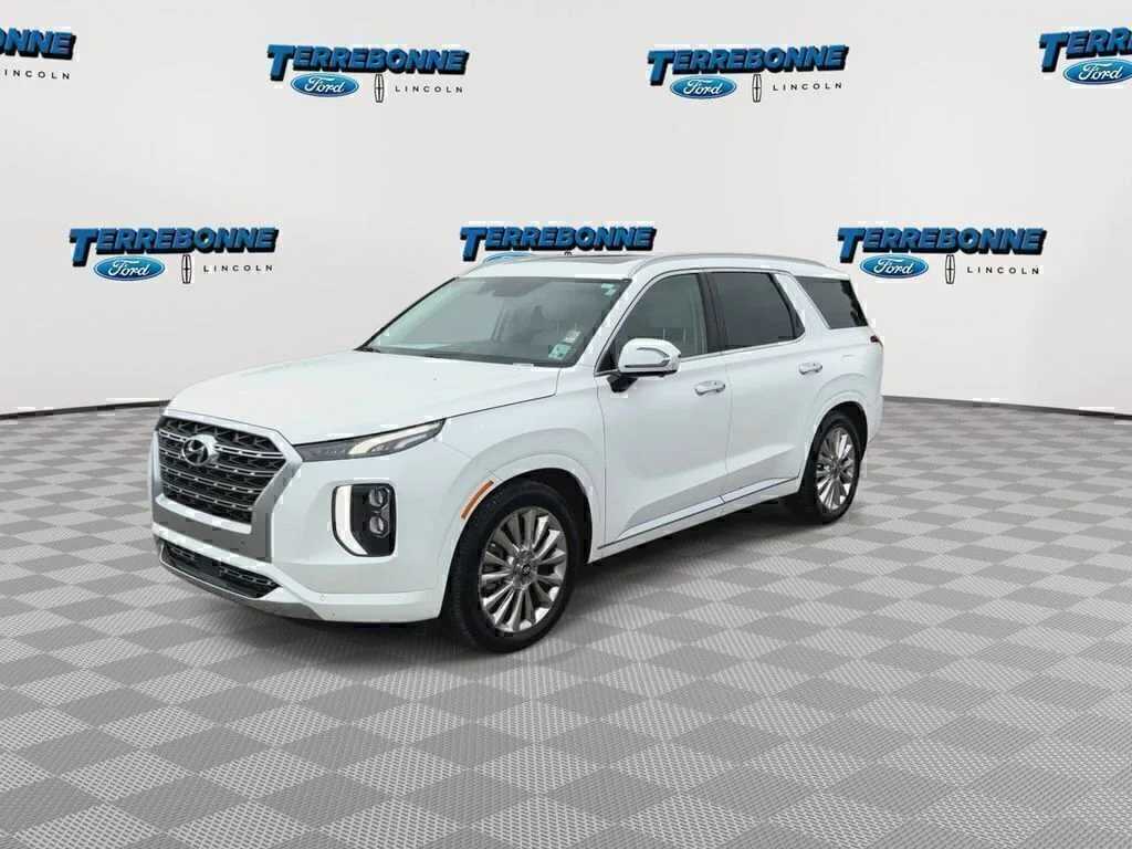 Used 2020 White Hyundai Limited image 4