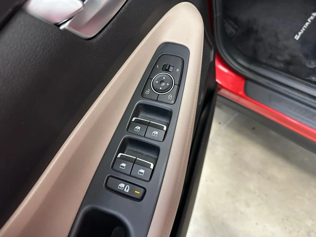 2023 Hyundai Santa Fe SEL - Photo 8