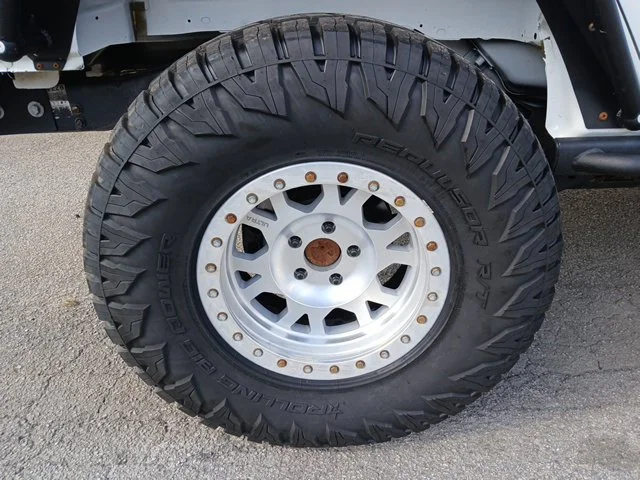 Used 2018 White Jeep Unlimited Sahara image 56
