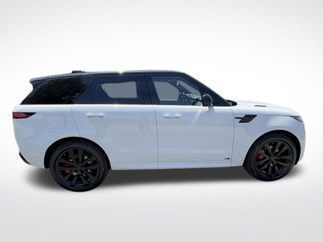 New 2026 Fuji White Land Rover Dynamic SE image 8
