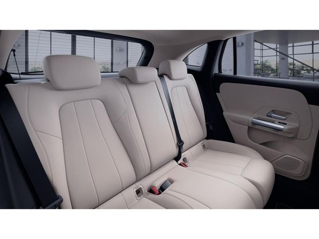 Certified Used 2023 White Mercedes-Benz GLA 250 image 6