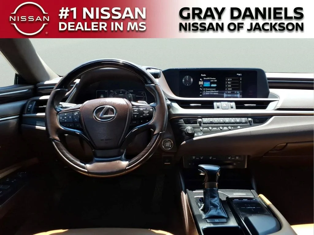 Used 2020 Red Lexus 350 image 8