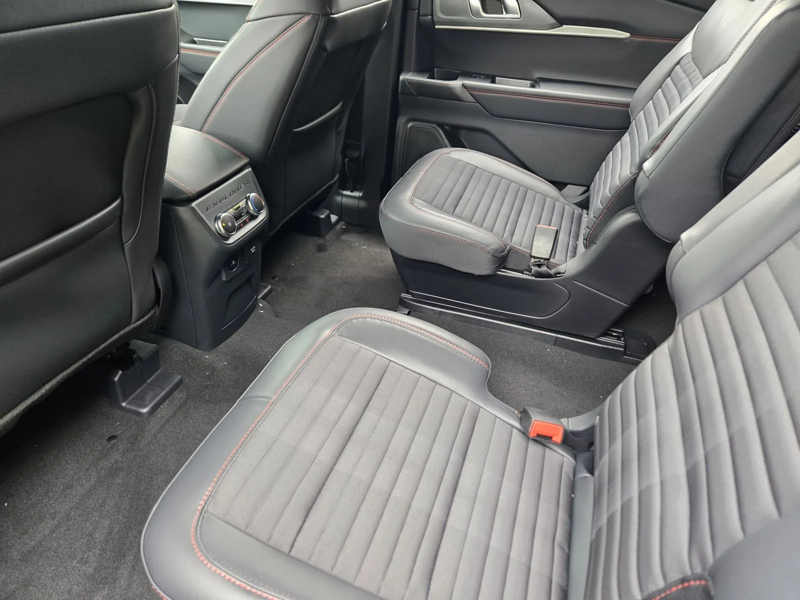 New 2026 Vapor Blue Metallic Ford ST-Line image 19