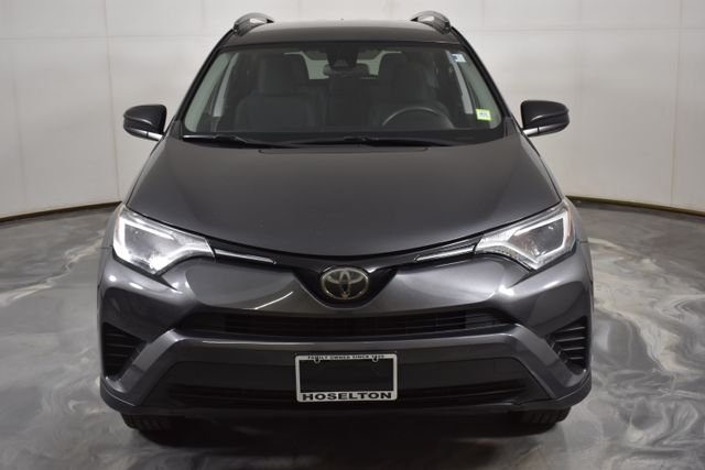 Used 2018 Gray Toyota LE image 9