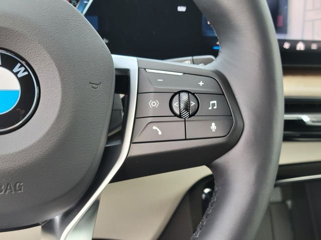 2026 BMW X1 28i - Photo 32