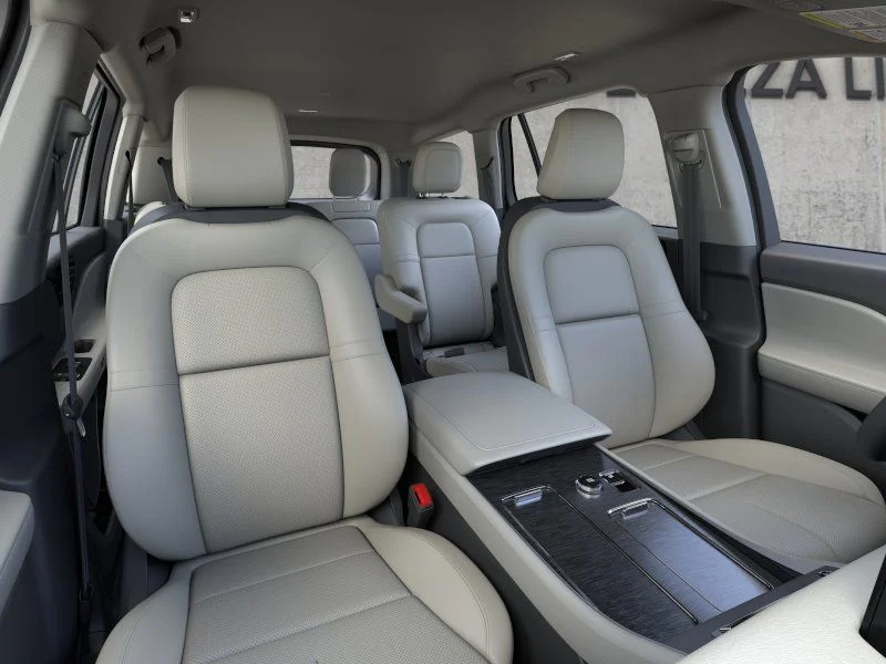 New 2026 White Lincoln Premiere image 10