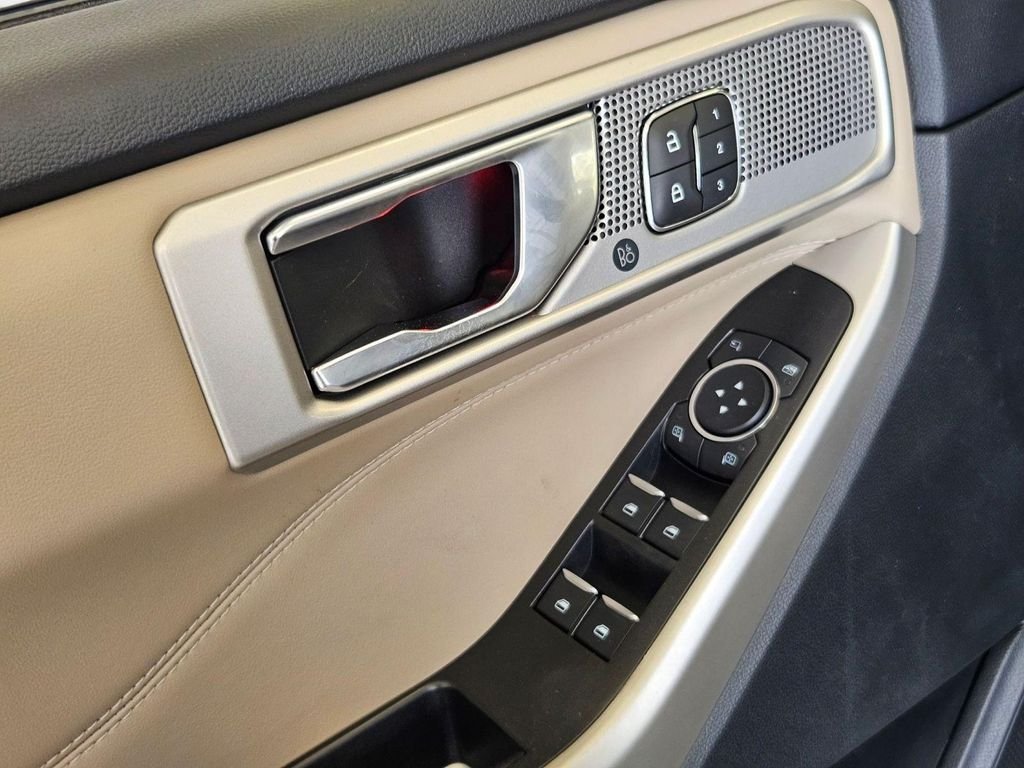 2022 Ford Explorer Limited - Photo 11