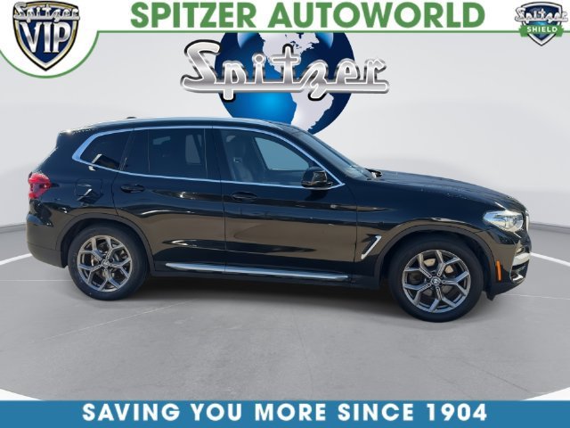 Used 2021  BMW xDrive30e image 17