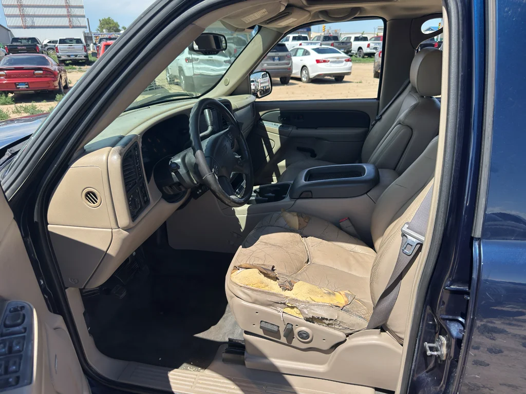 Used 2004 Bk Chevrolet Base image 11