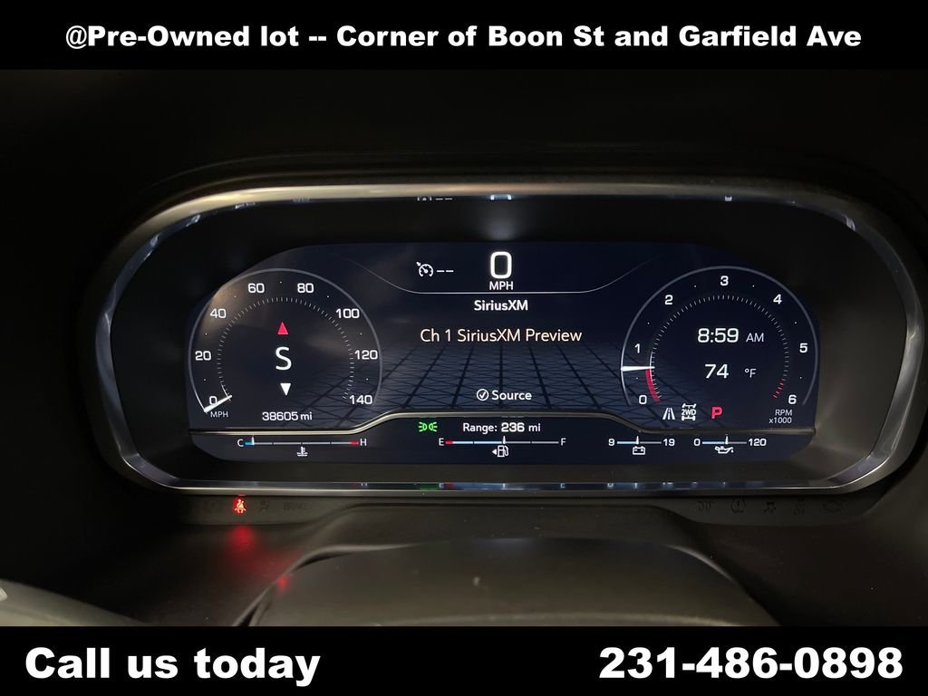 Used 2023  GMC SLE image 23