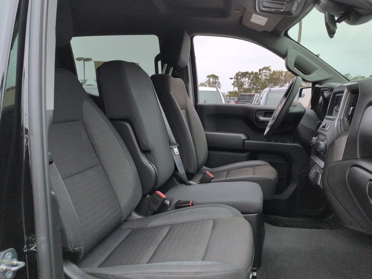 2024 Chevrolet Silverado 1500 Custom - Photo 29