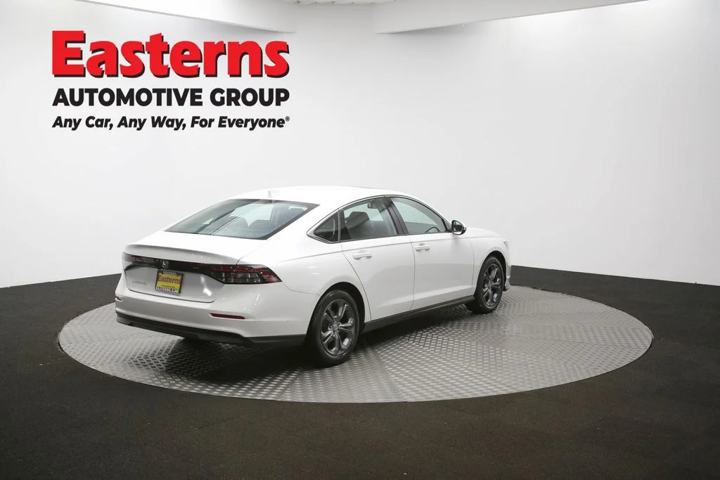 Used 2024 White Honda EX image 40