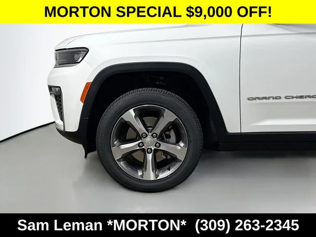 New 2026 White/off-white Jeep Limited image 32