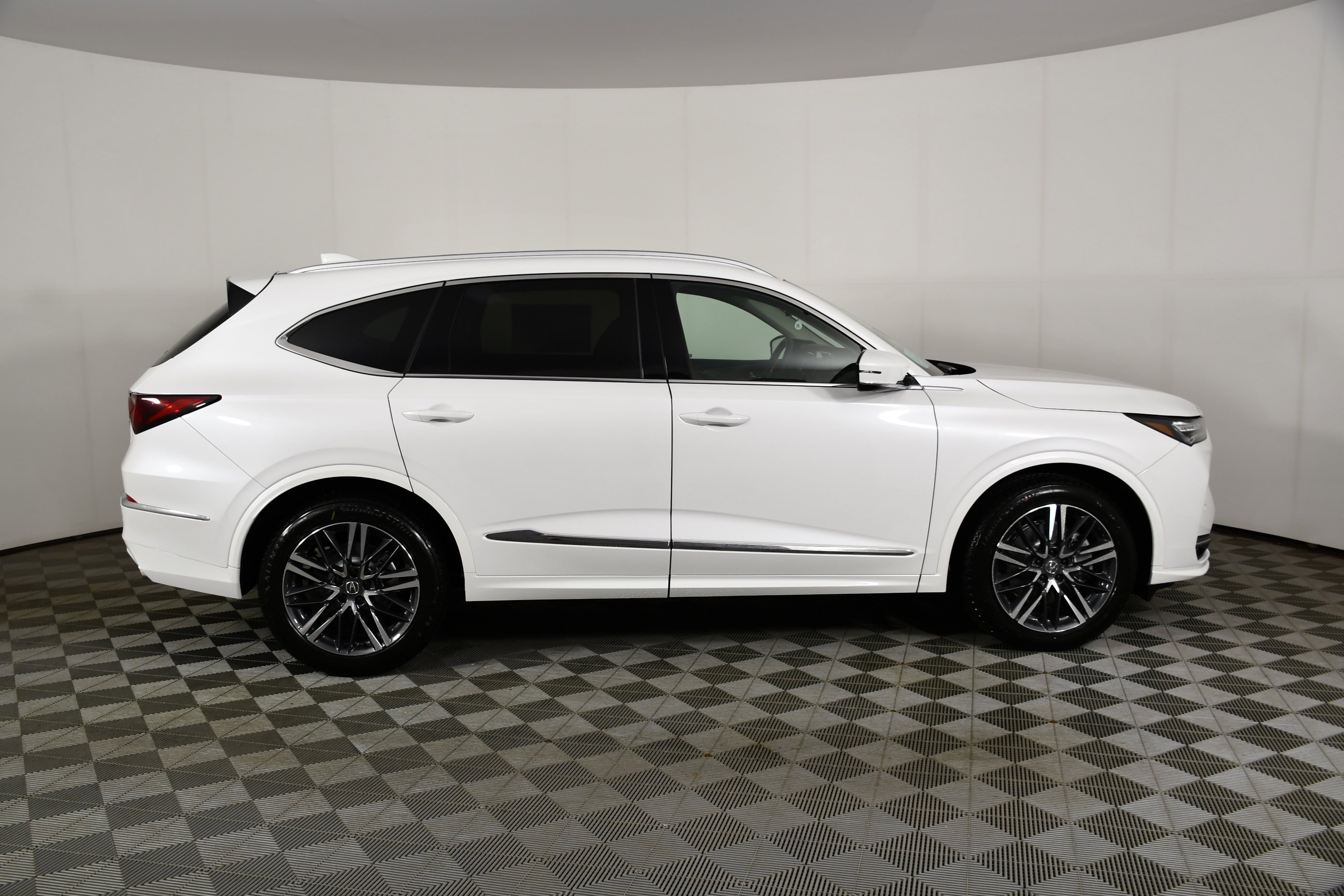 New 2026 Platinum White Pearl Acura w/Advance Package image 5