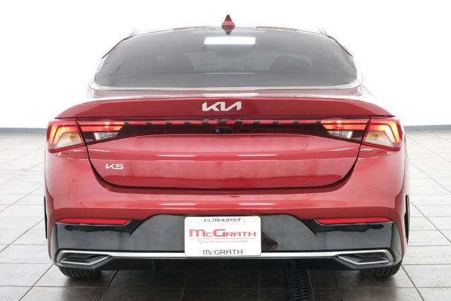 Used 2023 Red Kia LXS image 5