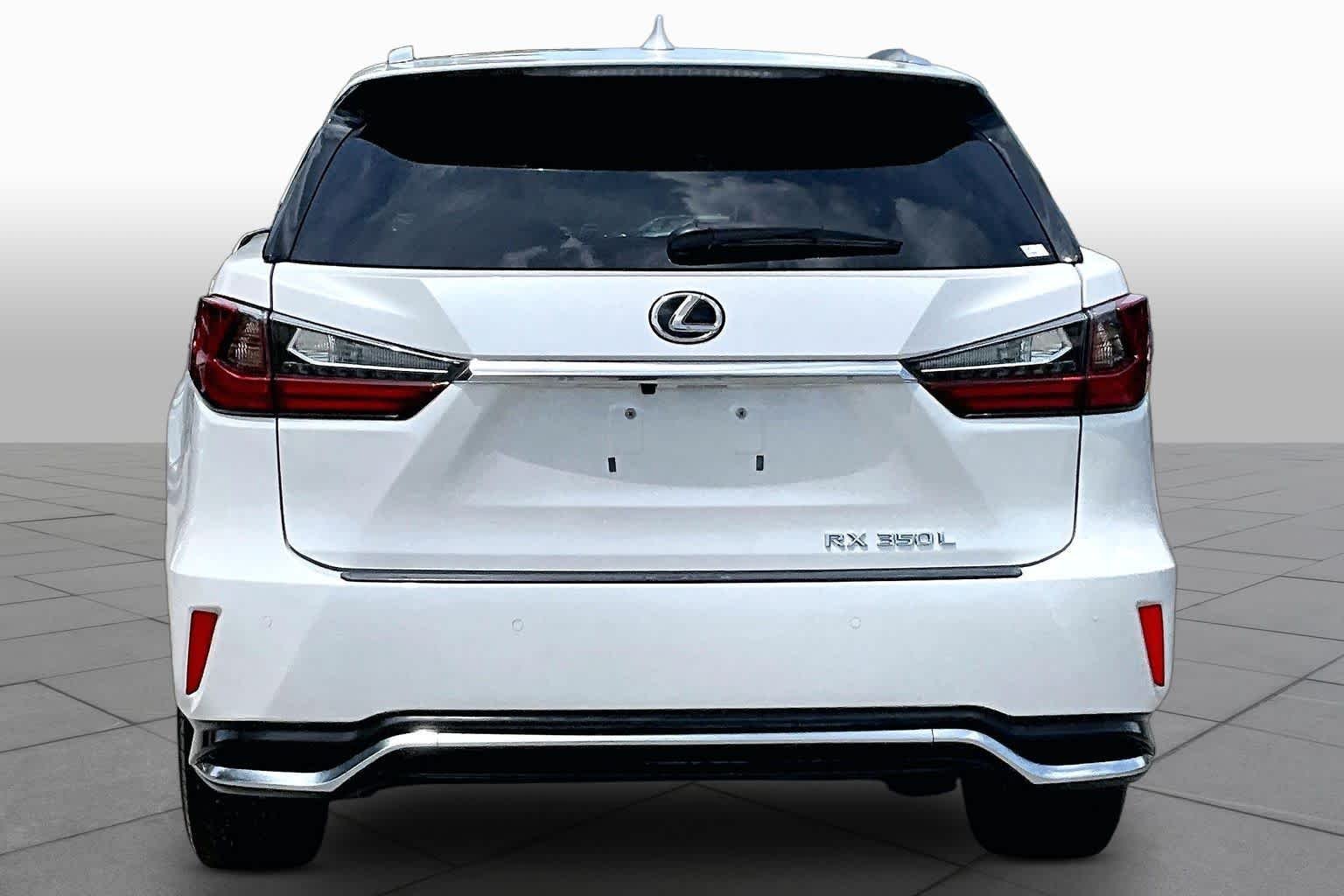 Used 2019 Eminent White Pearl Lexus Premium image 5