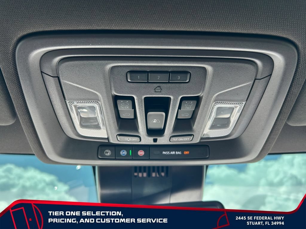 Used 2025 Sterling Metallic GMC SLT image 28