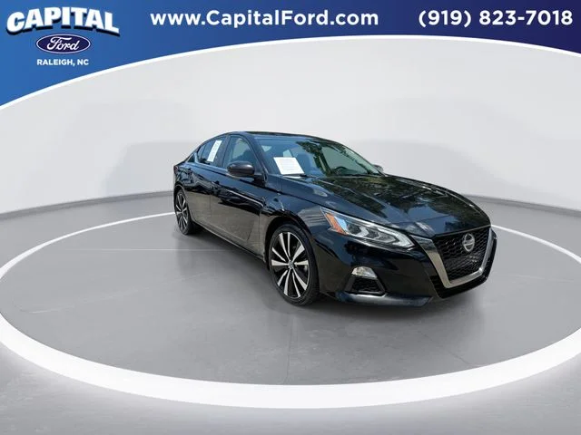 Used 2022 Black Nissan 2.5 SR image 2