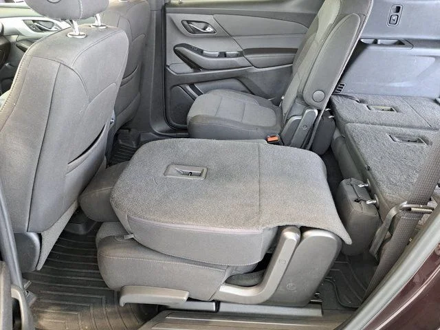 Used 2022 Red Chevrolet LT image 29