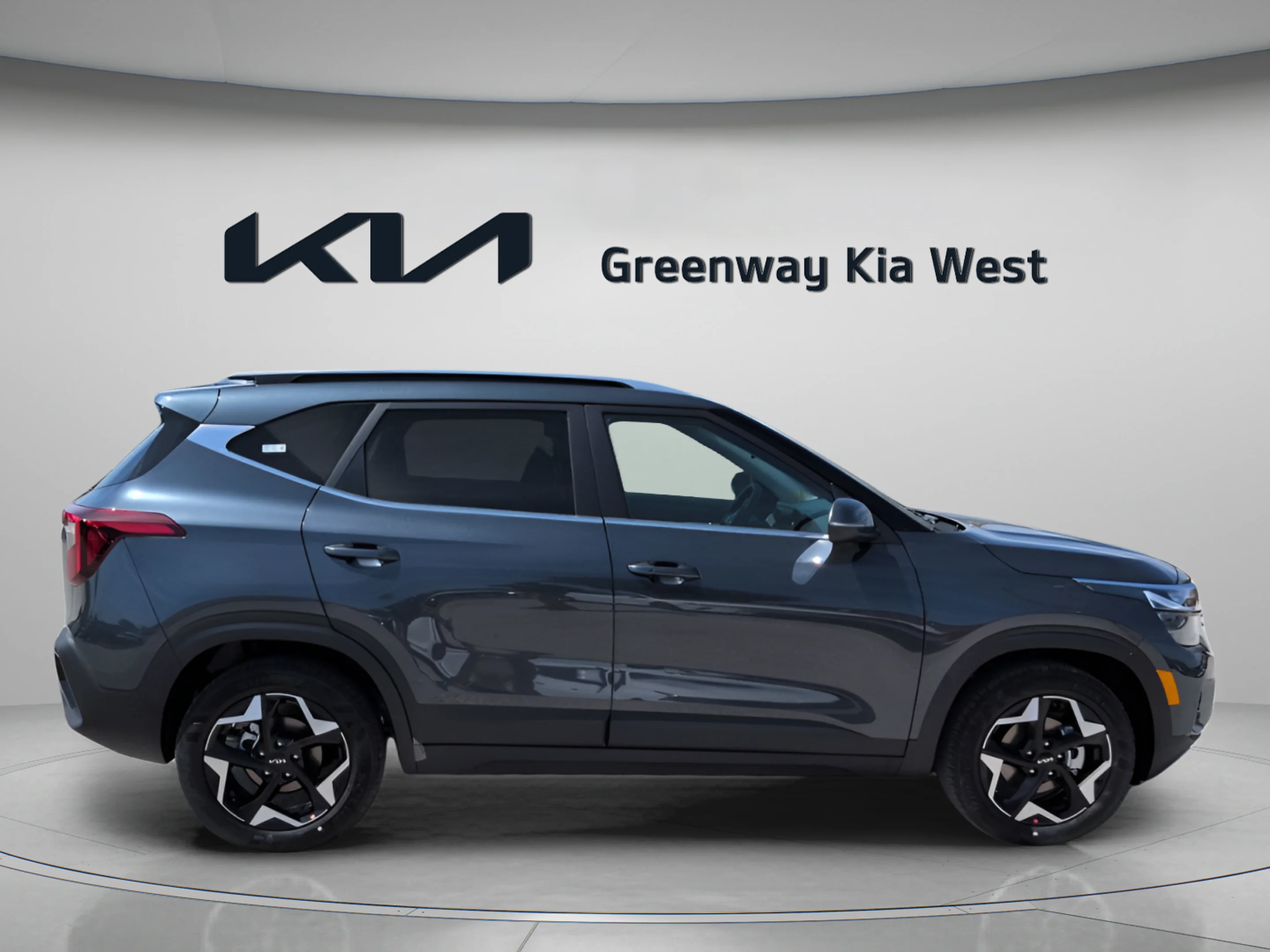 New 2026 Gravity Gray Kia EX image 9