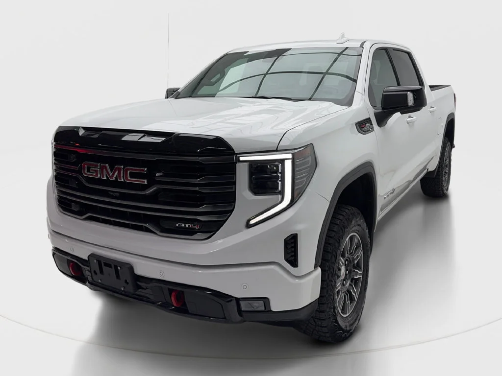 Used 2025 White GMC AT4 image 5