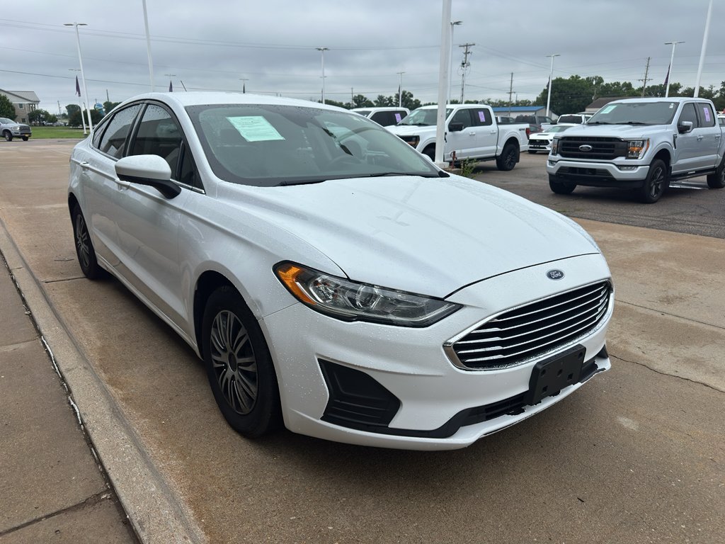 Used 2019 Ford Fusion S with VIN 3FA6P0G74KR283892 for sale in Manhattan, KS