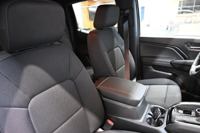2026 GMC Canyon Elevation - Photo 10