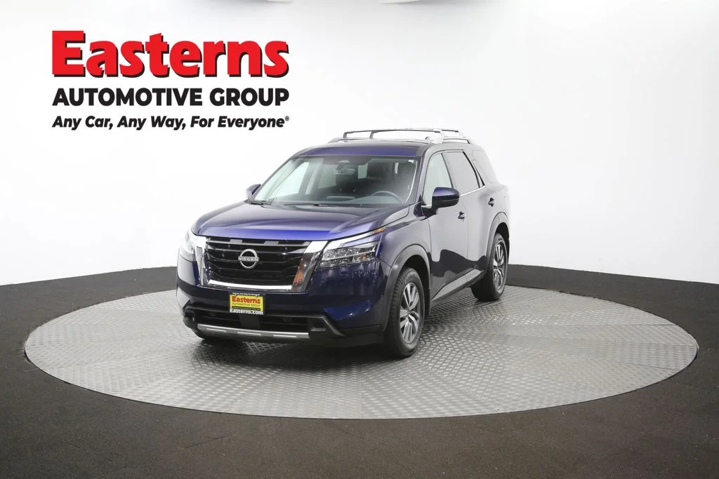 Used 2023 Blue Nissan SL image 55