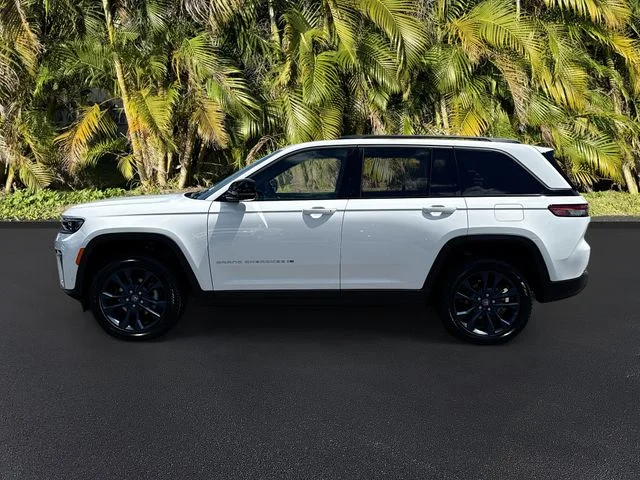 New 2026 Bright White Clearcoat Jeep  image 2