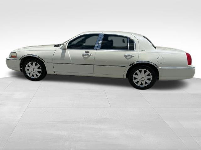 Used 2004  Lincoln Ultimate image 7