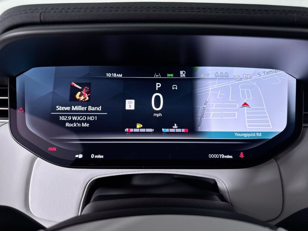 New 2026 GIOLA GRN MET Land Rover Dynamic SE image 15