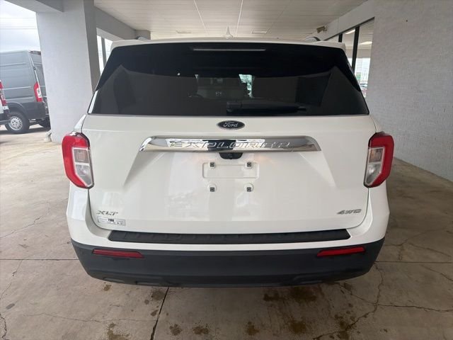 Used 2022 White Ford XLT image 4