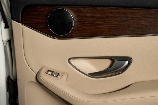 2022 Mercedes-Benz GLC GLC300 - Photo 59