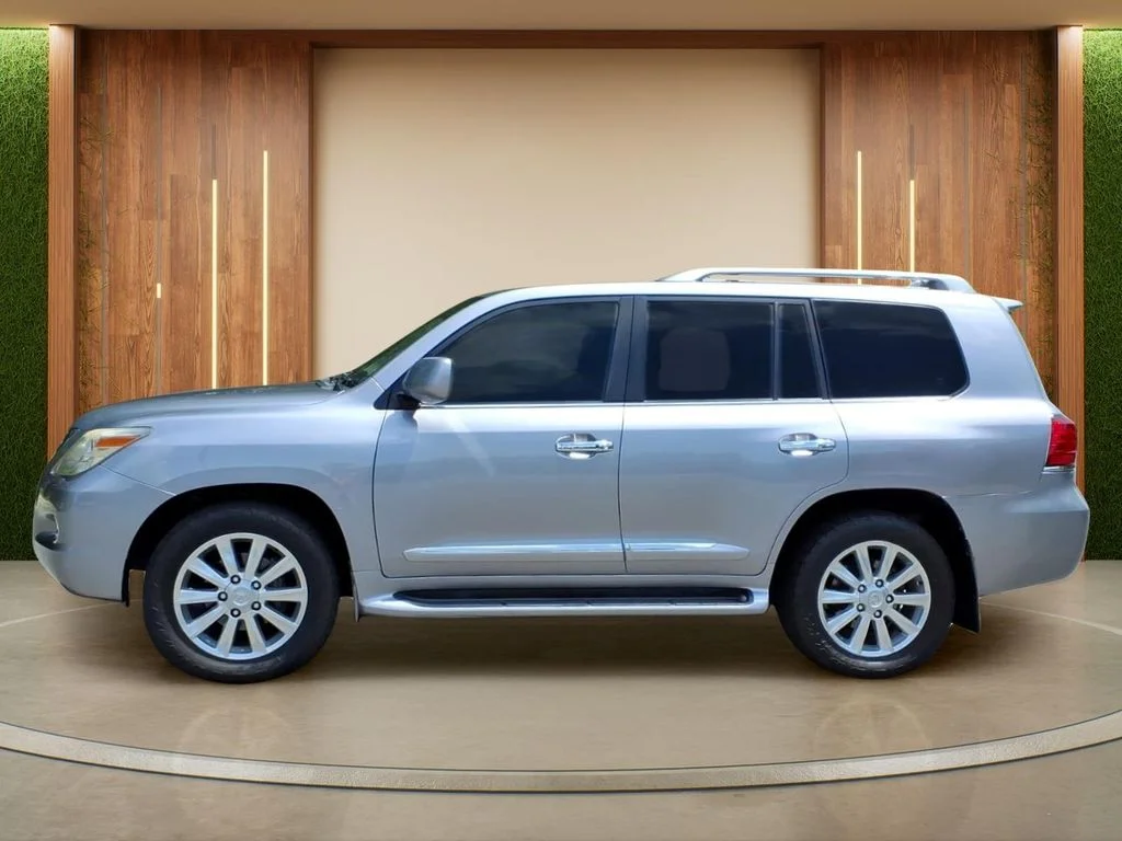 Used 2008  Lexus 570 image 31