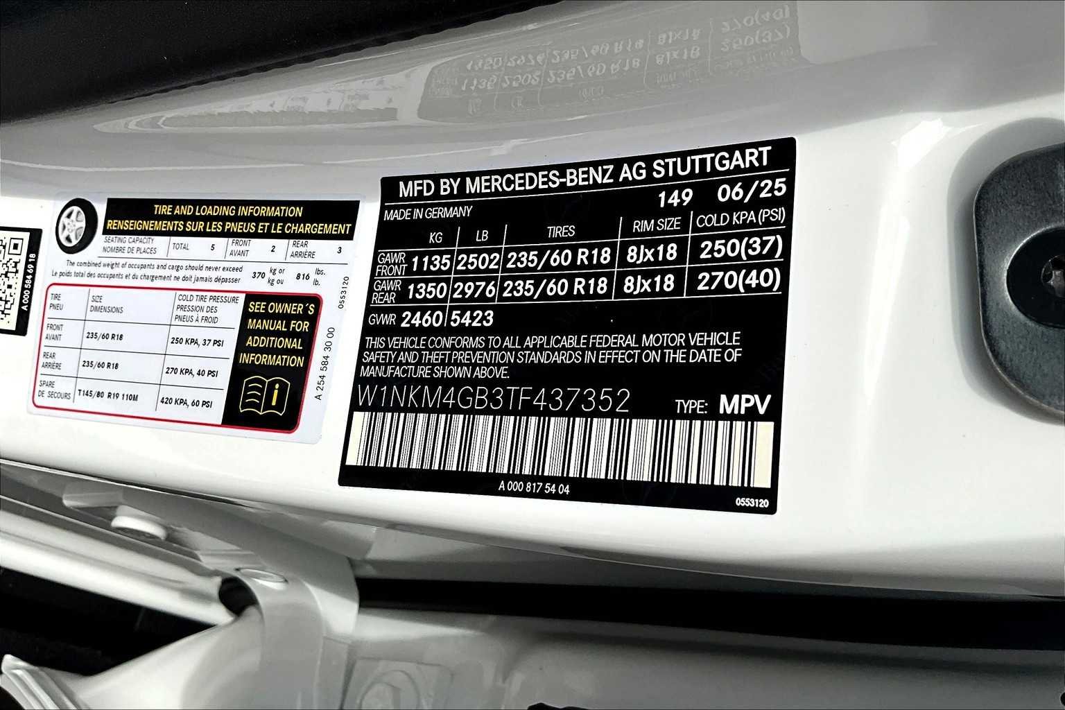 New 2026 Polar White Mercedes-Benz GLC 300 image 21